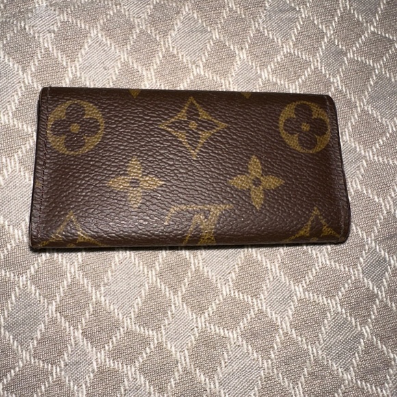100% Authentic Louis Vuitton Accessories - Picture 2 of 16